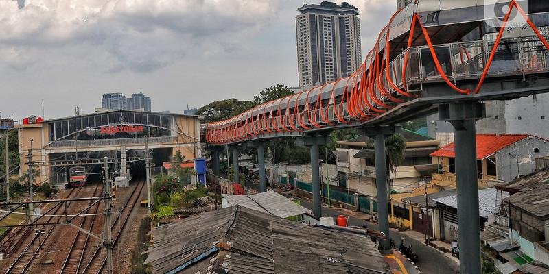 Sky Bridge dan Innercourt:
